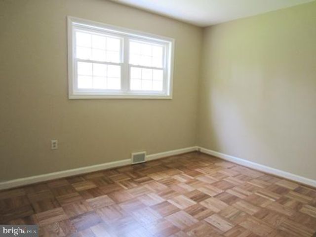 34 HOMEWOOD RD, Wilmington, DE 19803