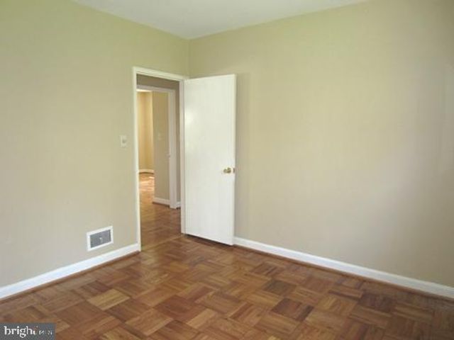 34 HOMEWOOD RD, Wilmington, DE 19803