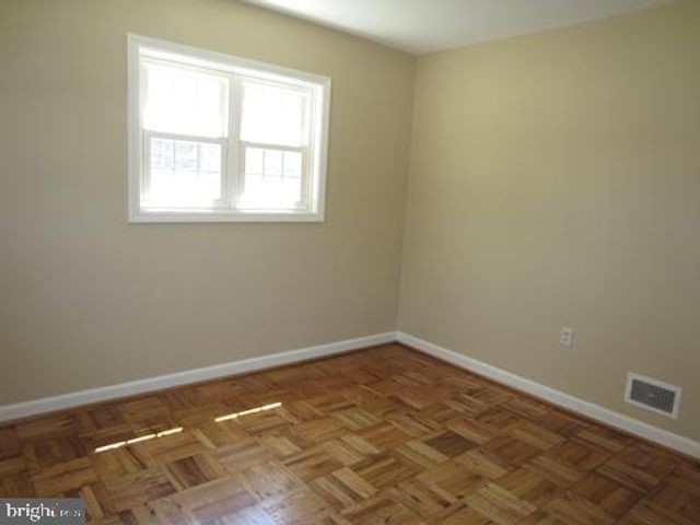 34 HOMEWOOD RD, Wilmington, DE 19803