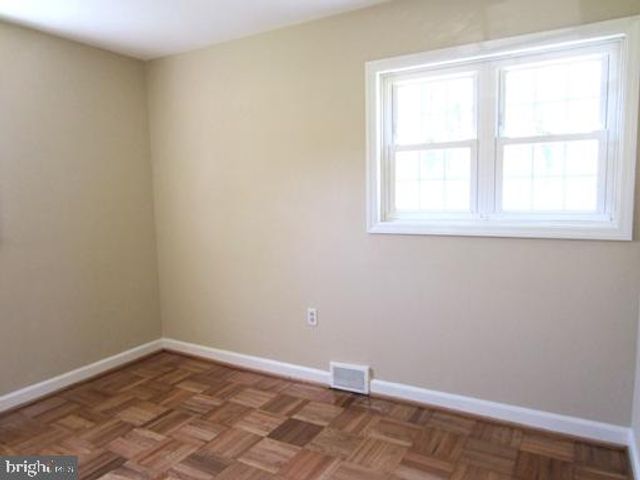 34 HOMEWOOD RD, Wilmington, DE 19803