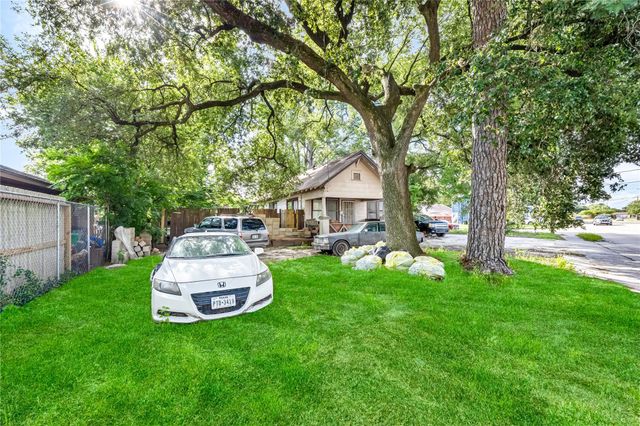 9016 Fulton Street, Houston, TX 77022