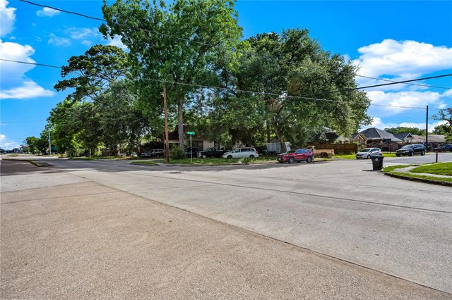 9016 Fulton Street, Houston, TX 77022