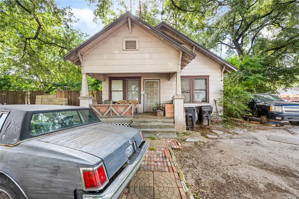 9016 Fulton Street, Houston, TX 77022
