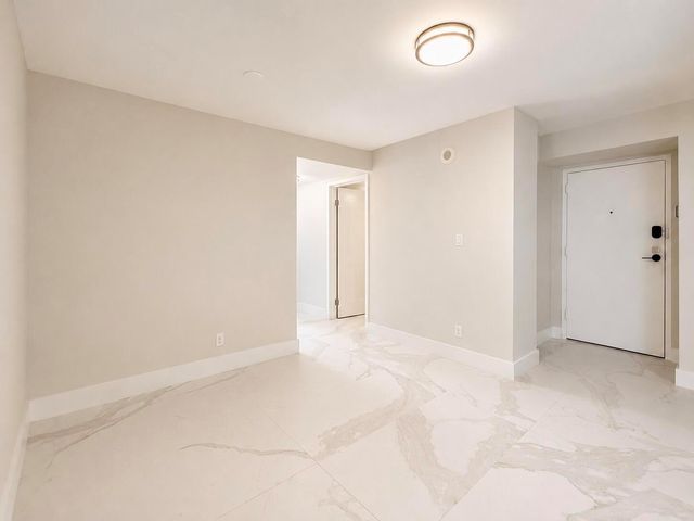 16919 N Bay Road 911, Sunny Isles Beach, FL 33160