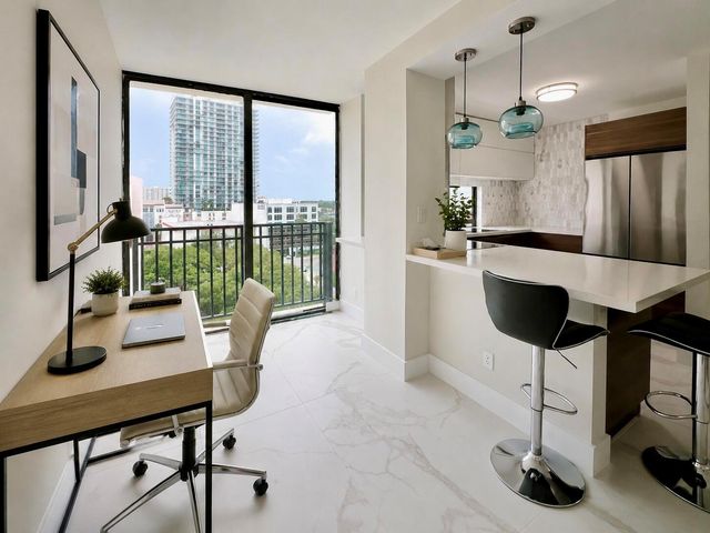 16919 N Bay Road 911, Sunny Isles Beach, FL 33160