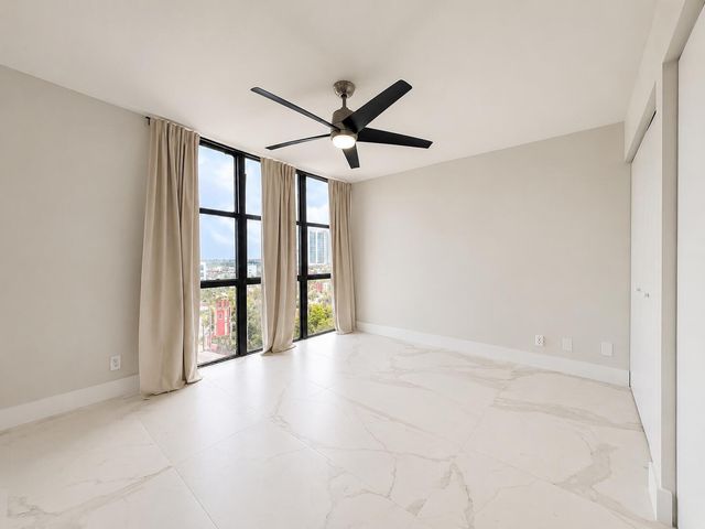 16919 N Bay Road 911, Sunny Isles Beach, FL 33160
