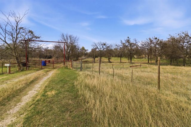 540 SE County Road 3105, Corsicana, TX 75109