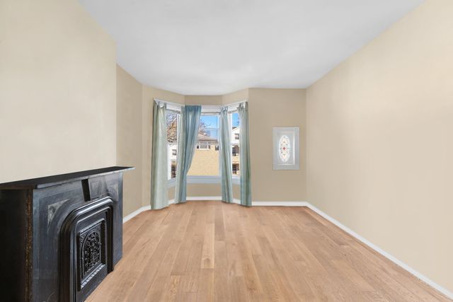 423 FAIRMOUNT AVE, Jc, Journal Square, NJ 07306