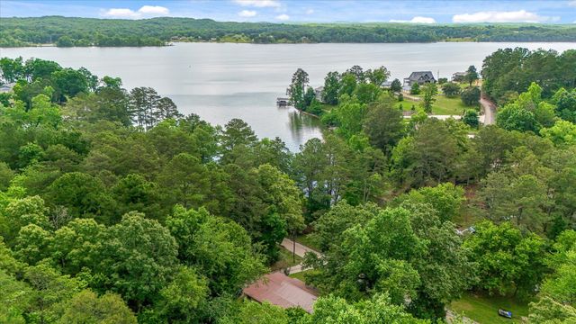 16211 Lakewood Drive, Sale Creek, TN 37373