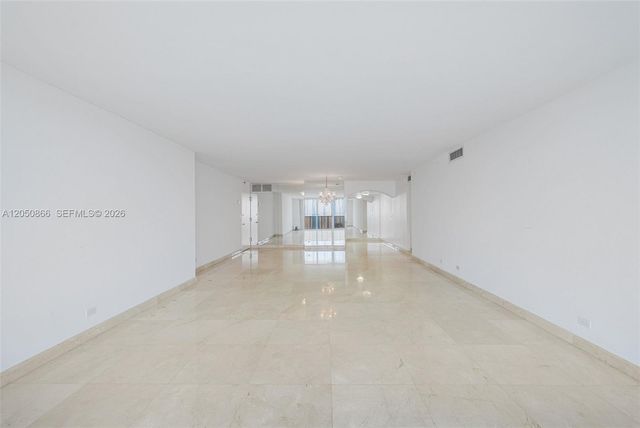 6039 Collins Avenue 517, Miami Beach, FL 33140