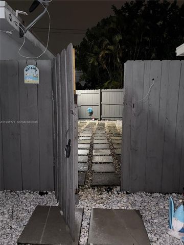 2315 Cleveland St 0, Hollywood, FL 33020