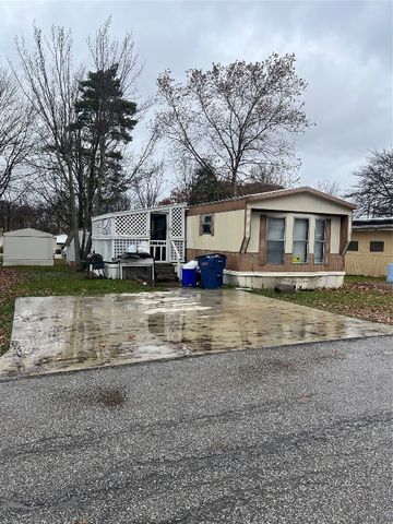 5005 ZUCK Road 42, Erie, PA 16506