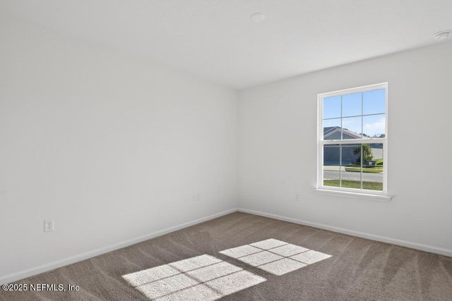 12900 LOGANS WALK Lane, Jacksonville, FL 32218