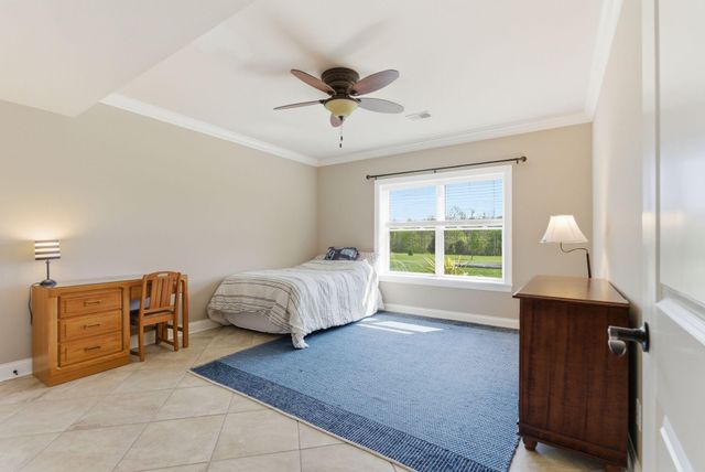 112 Little Paige Drive, Frankfort, KY 40601
