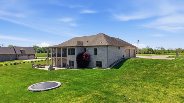 112 Little Paige Drive, Frankfort, KY 40601