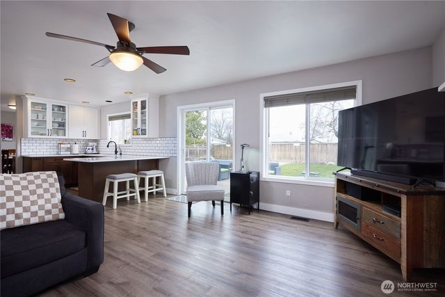 2009 Wallace Street, Walla Walla, WA 99362