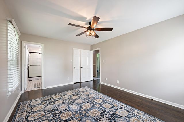 704 Redwood Cir, Columbia, TN 38401