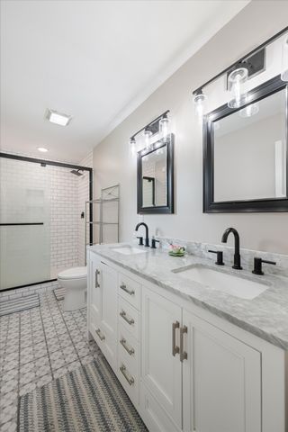 704 Redwood Cir, Columbia, TN 38401