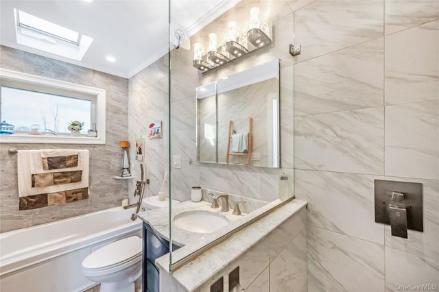 2758 Mayfield Place, North Bellmore, NY 11710