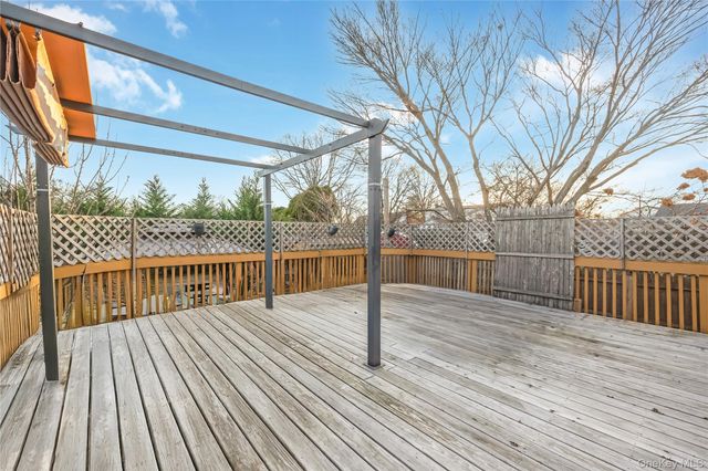 2758 Mayfield Place, North Bellmore, NY 11710