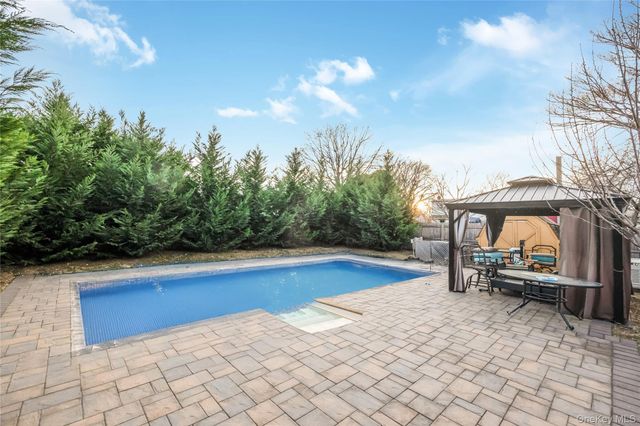 2758 Mayfield Place, North Bellmore, NY 11710