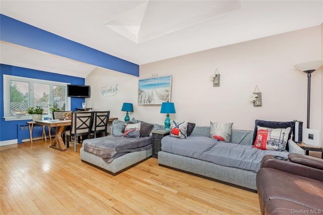 2758 Mayfield Place, North Bellmore, NY 11710