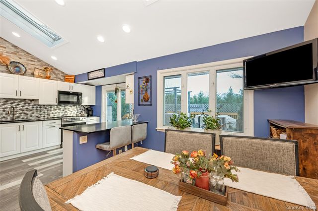 2758 Mayfield Place, North Bellmore, NY 11710