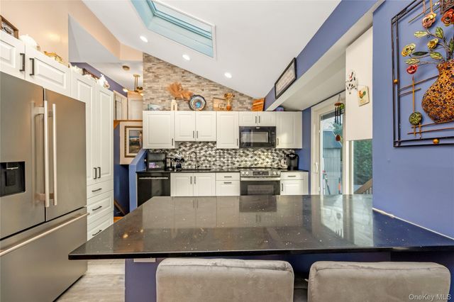 2758 Mayfield Place, North Bellmore, NY 11710