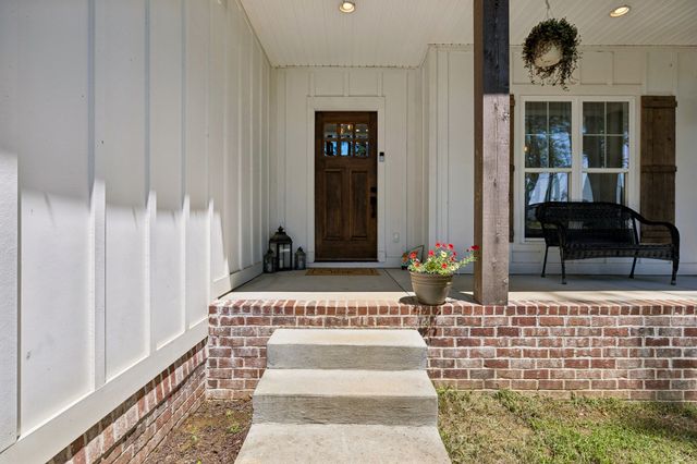 1151 Harmon Springs Rd, Dickson, TN 37055