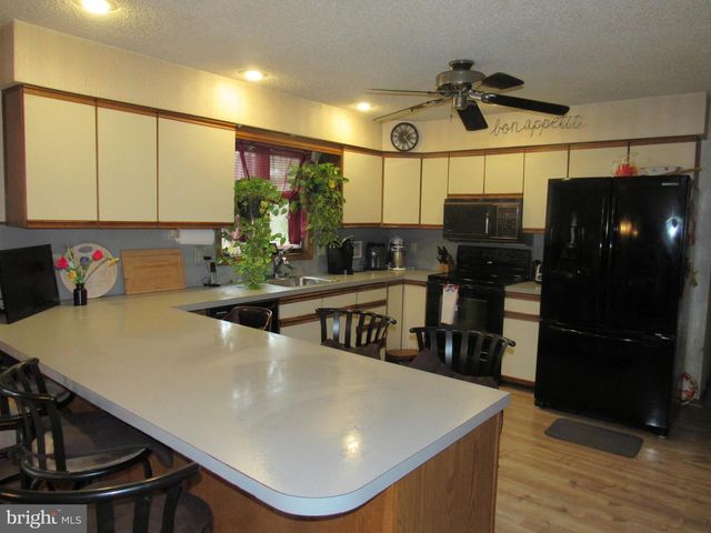 15 CEDAR GROVE RD, Mullica Hill, NJ 08062