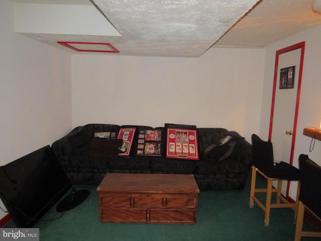 15 CEDAR GROVE RD, Mullica Hill, NJ 08062