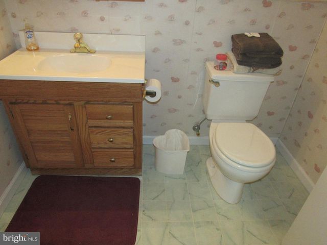 15 CEDAR GROVE RD, Mullica Hill, NJ 08062