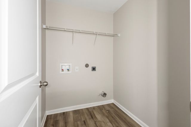 627 Aqueduct Drive, Seagoville, TX 75159