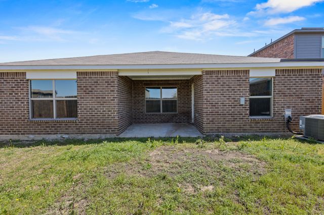 627 Aqueduct Drive, Seagoville, TX 75159