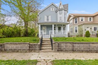 837 S 4th Avenue, Kankakee, IL 60901
