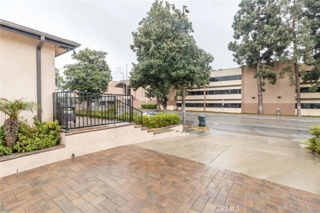 1443 E Broadway A, Glendale, CA 91205