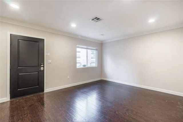 1443 E Broadway A, Glendale, CA 91205