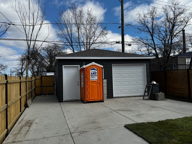 4348 W Thomas Street, Chicago, IL 60651