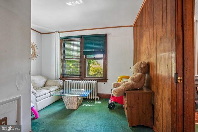 361 N DEMOCRAT RD, Gibbstown, NJ 08027