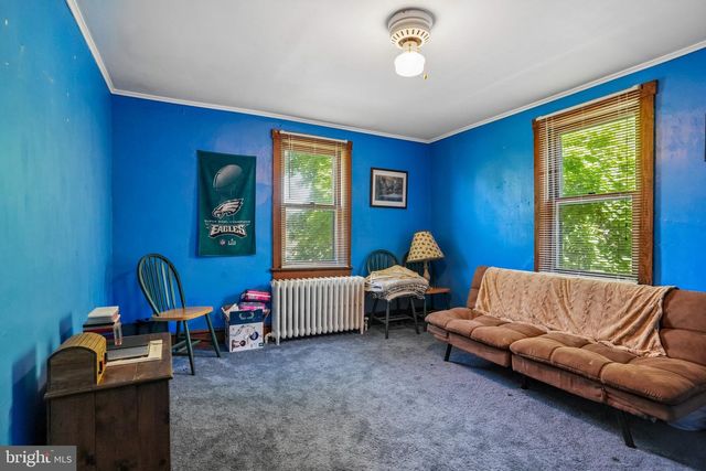361 N DEMOCRAT RD, Gibbstown, NJ 08027
