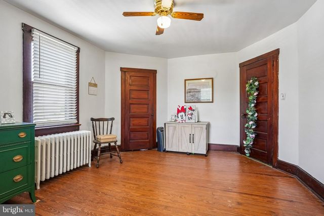 361 N DEMOCRAT RD, Gibbstown, NJ 08027