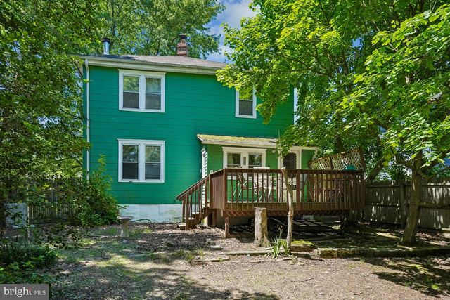 361 N DEMOCRAT RD, Gibbstown, NJ 08027