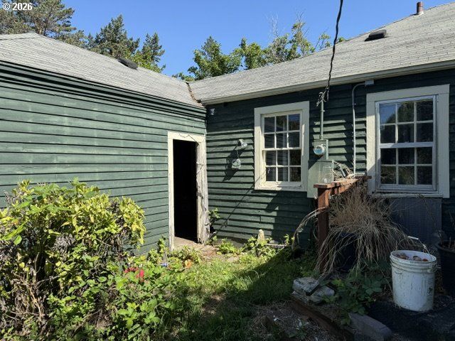 54 E 24TH Ave, Eugene, OR 97405
