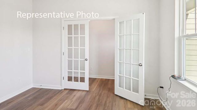 600 17th Avenue Drive NE, Hickory, NC 28601