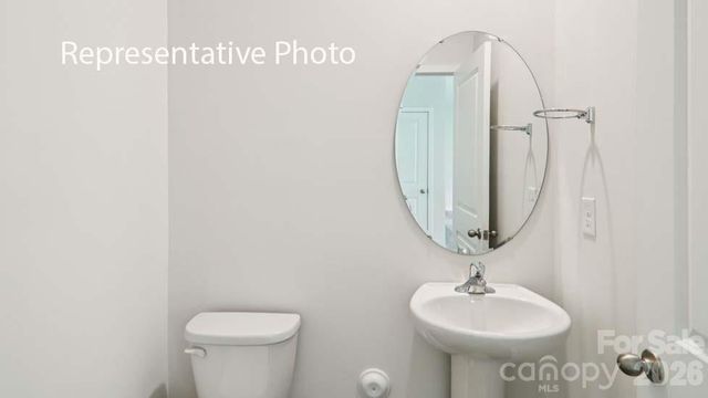 600 17th Avenue Drive NE, Hickory, NC 28601