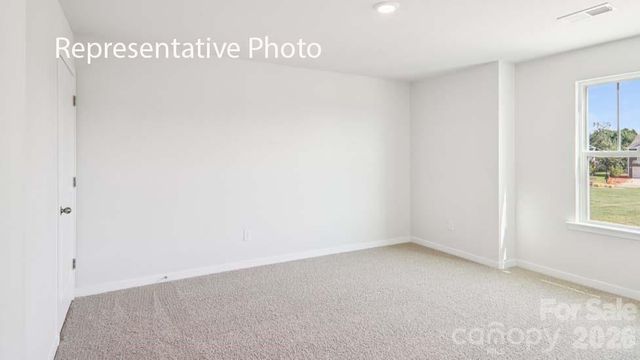 600 17th Avenue Drive NE, Hickory, NC 28601