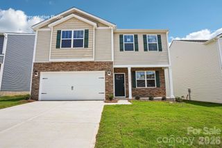 600 17th Avenue Drive NE, Hickory, NC 28601