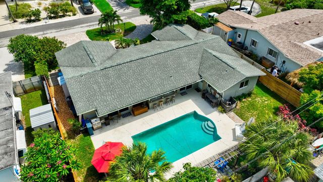 1066 SW 25TH Way, Boynton Beach, FL 33426