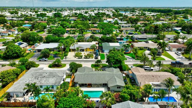 1066 SW 25TH Way, Boynton Beach, FL 33426