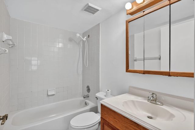 188 SE Village Drive 188, Port St Lucie, FL 34952